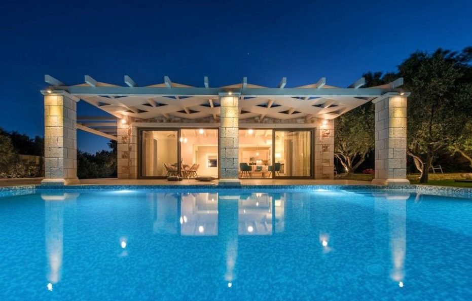 Avra Villa