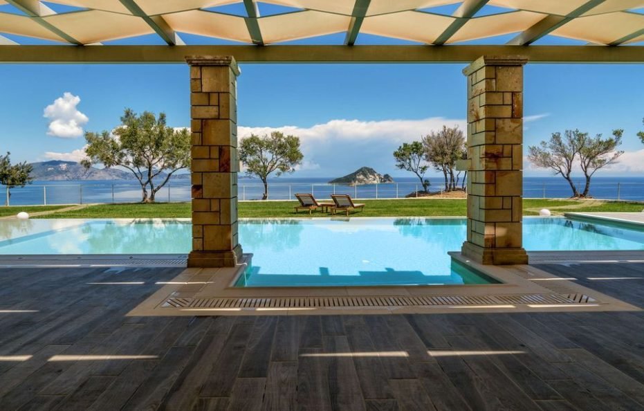 Artina Luxury Villa