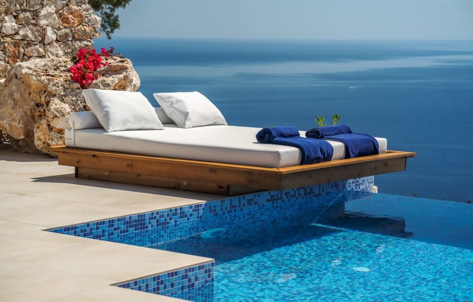 Emerald Villas & Suites