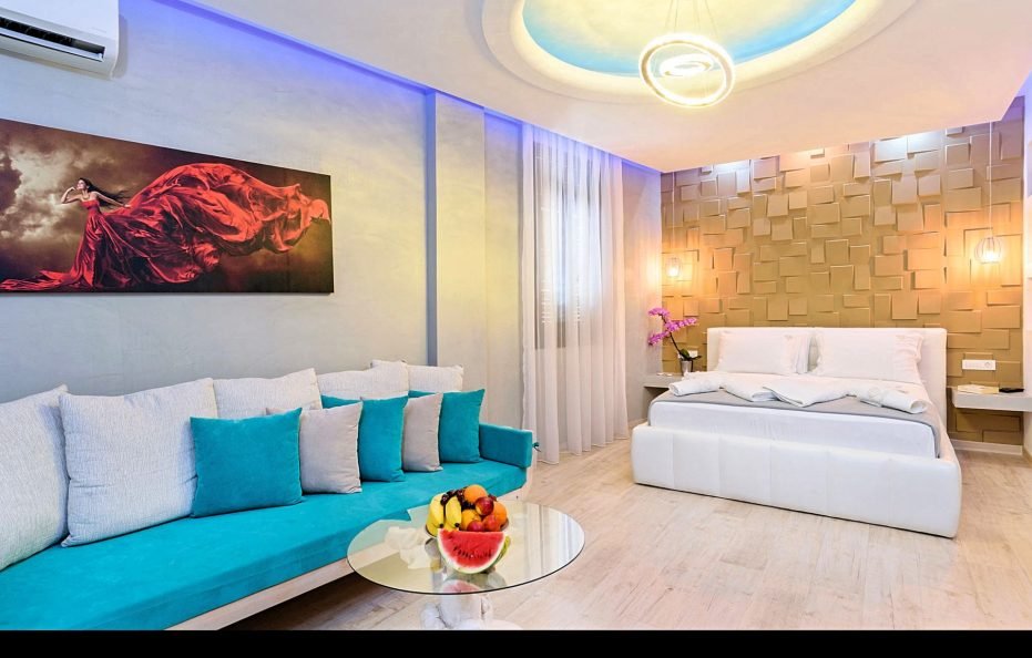 Diamond Luxury Suites