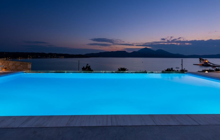 Anemi Suites