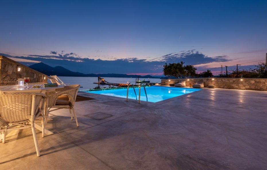 Anemi Suites