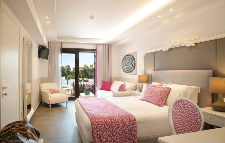 Avaton Luxury Beach Resort – Relais & Chateaux