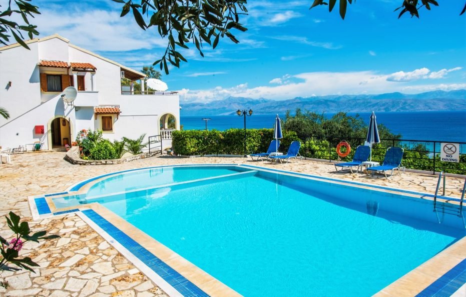 Dionysos Apartments