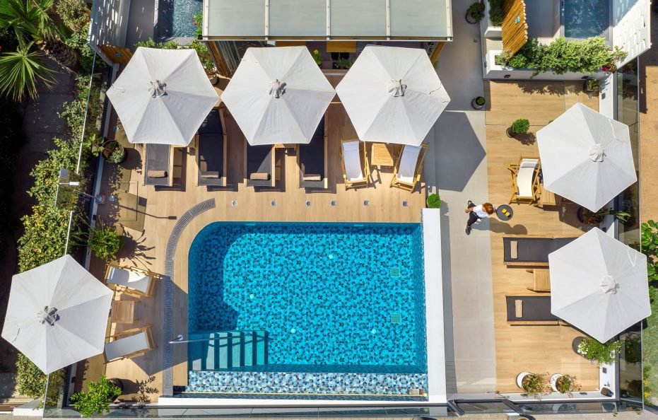 Calla Luxury Seafront Suites