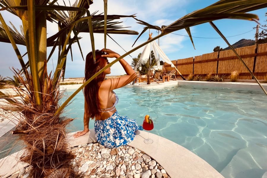Amo Golden Suites