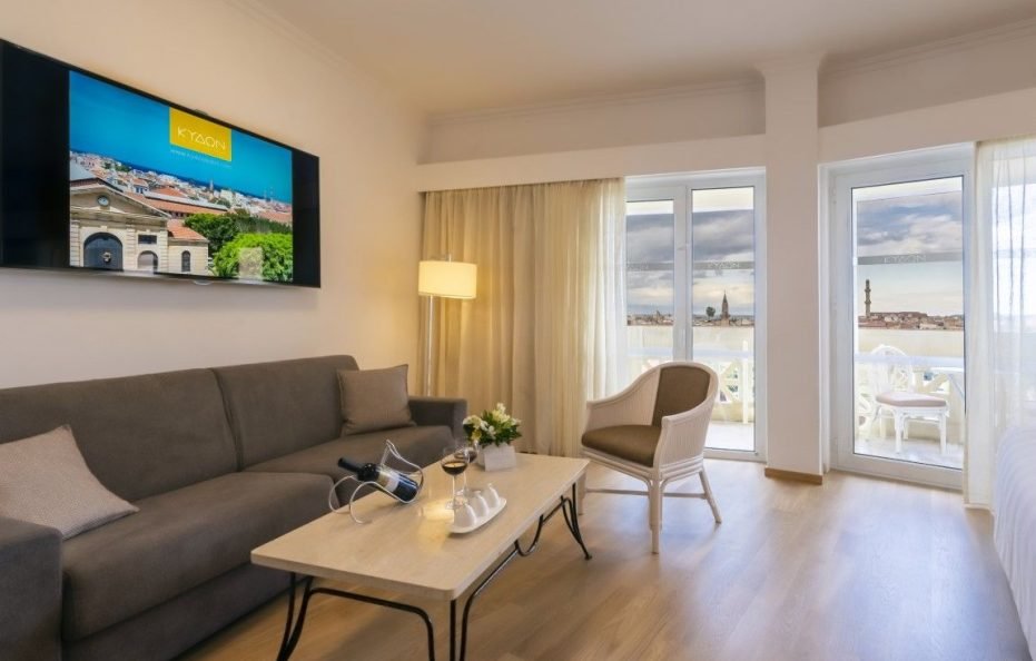 Junior Suite Old Town View