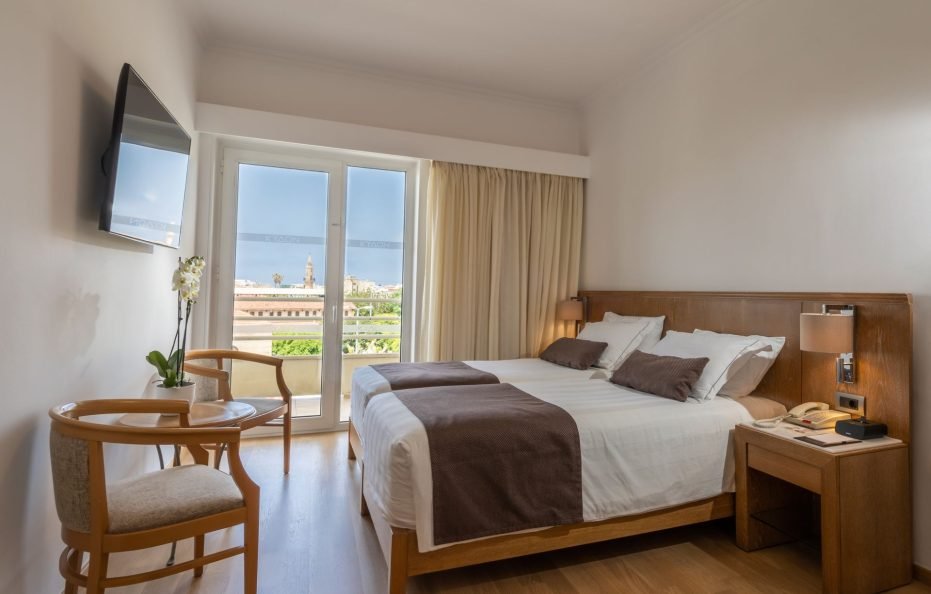 Family Suite Square View