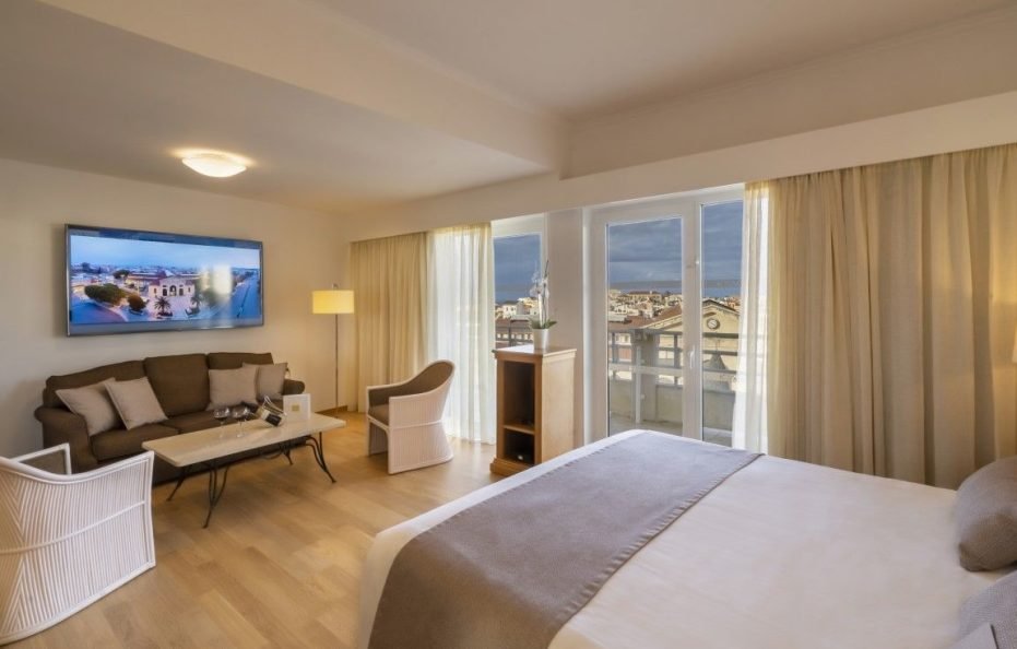 Executive Suite Old Town View