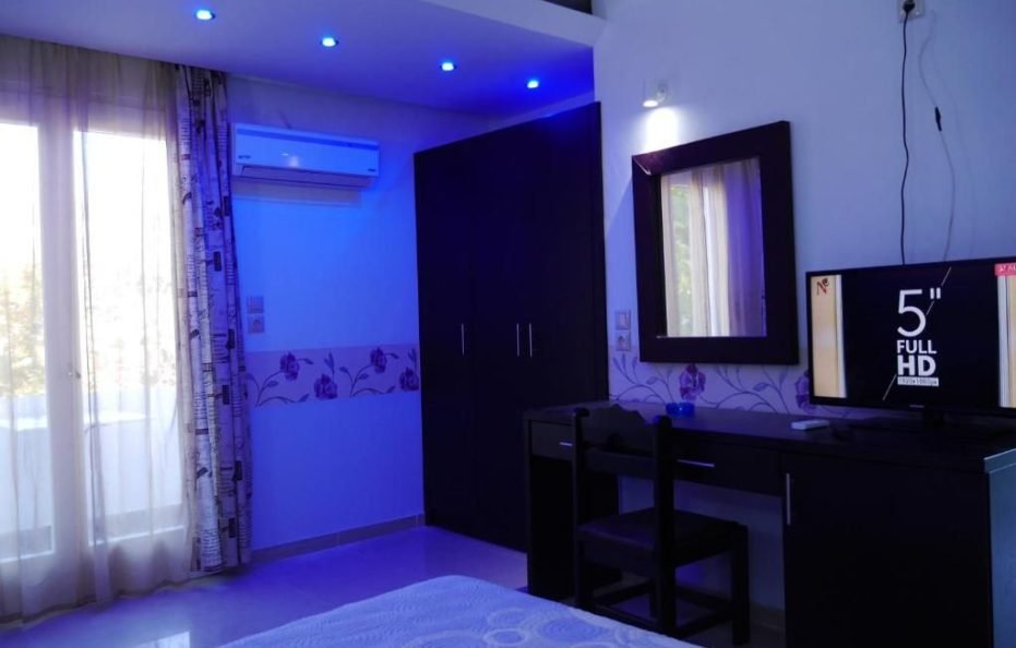 Standard Room with Mountain View