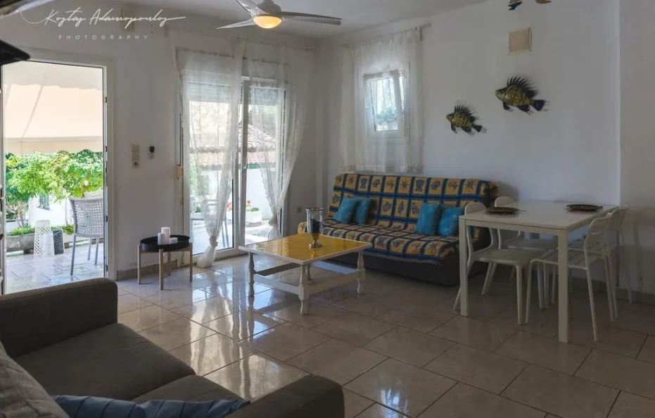 Alexandros Apartment