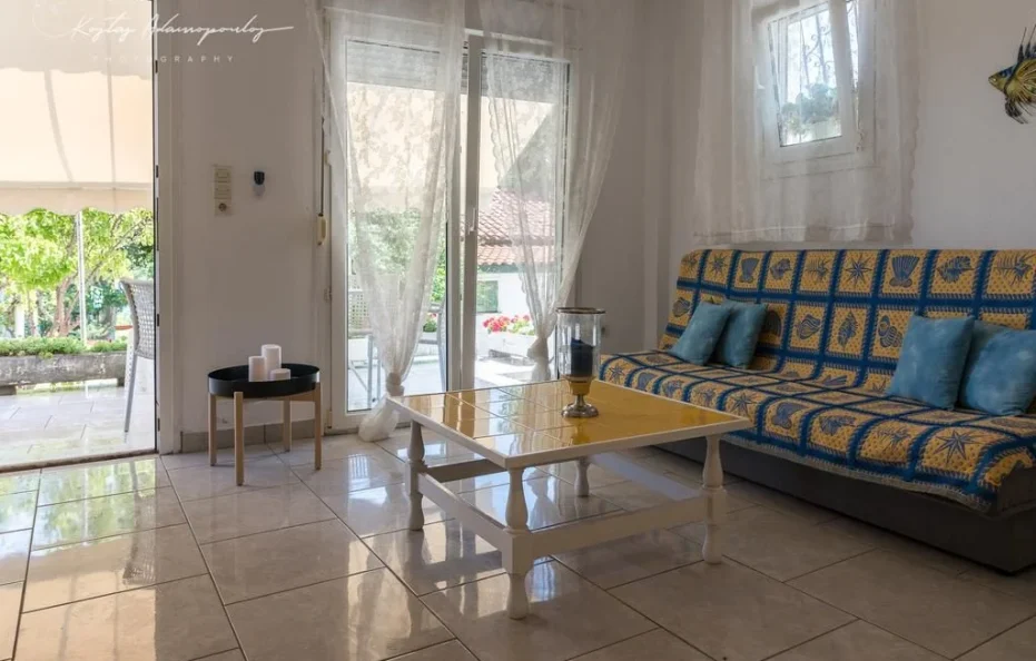 Alexandros Apartment