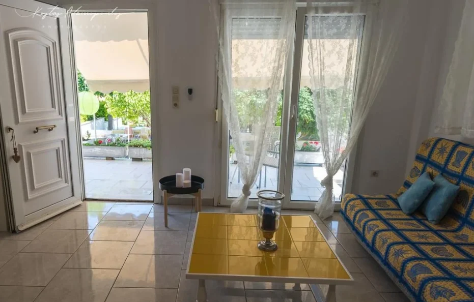 Alexandros Apartment