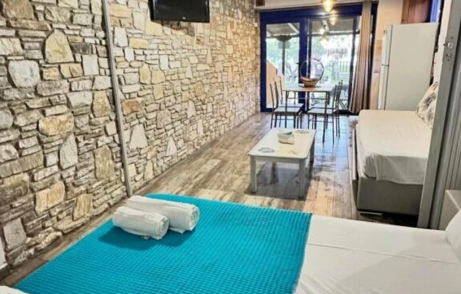 Blue Dream Apartments Thimonia