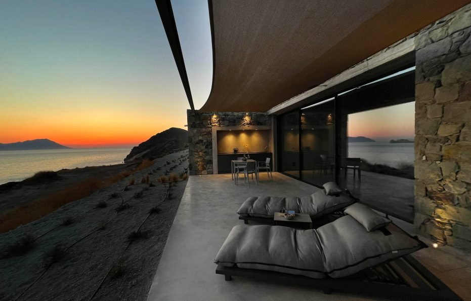Echoes Exclusive Suite