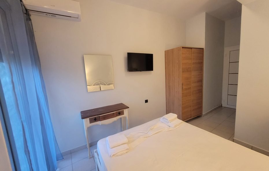 single room double bed
