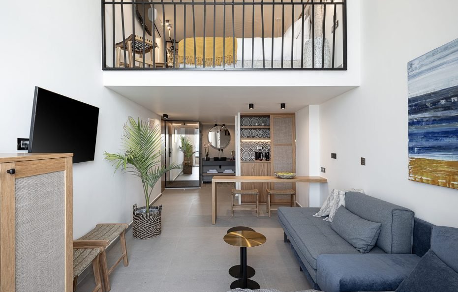 Superior Maisonette Suite with Direct Sea View