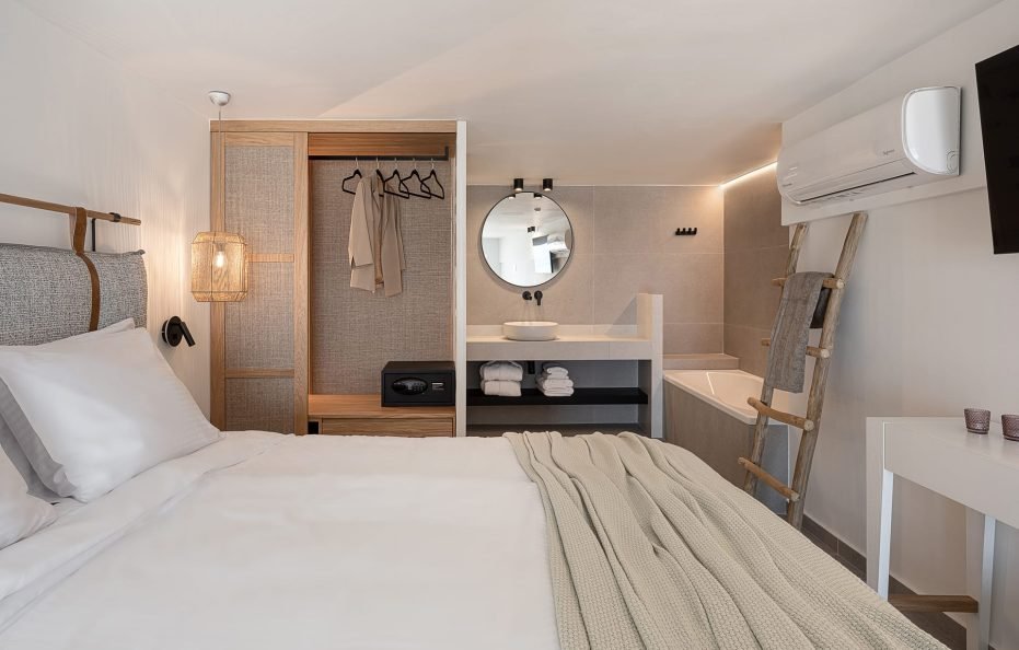 Superior Maisonette Suite with Direct Sea View
