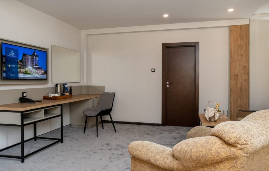 Deluxe Apartment
