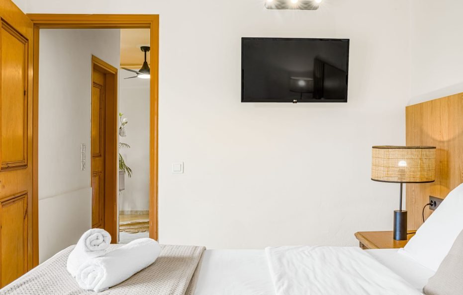 One bedroom apartment (up to 3 persons)