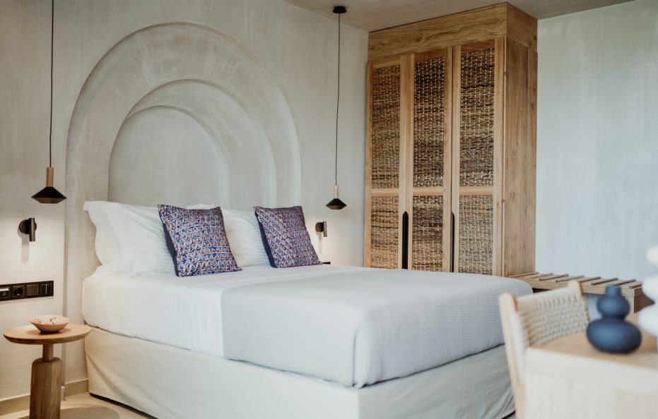 Deluxe Double Room with Balcony & Sea View