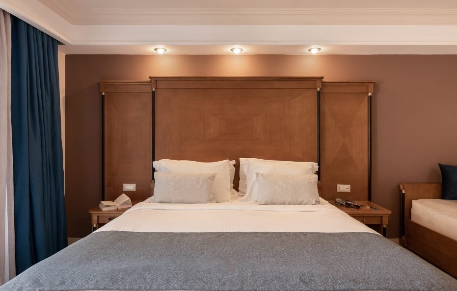 Economy Room