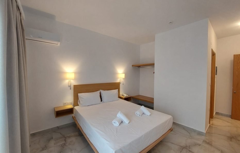 Double Room with Pool Side Sea View