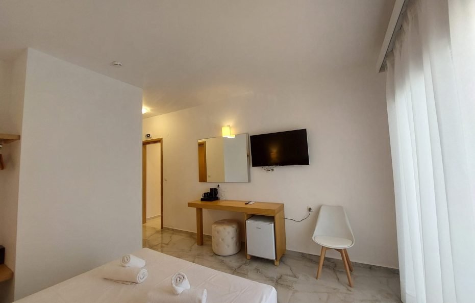Double Room with Pool Side Sea View