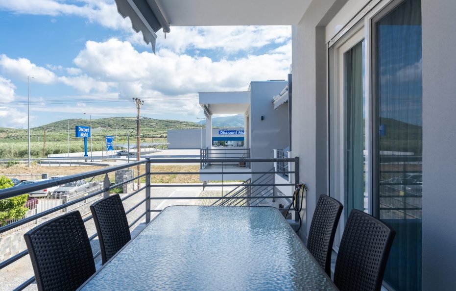 One Bedroom Apartment