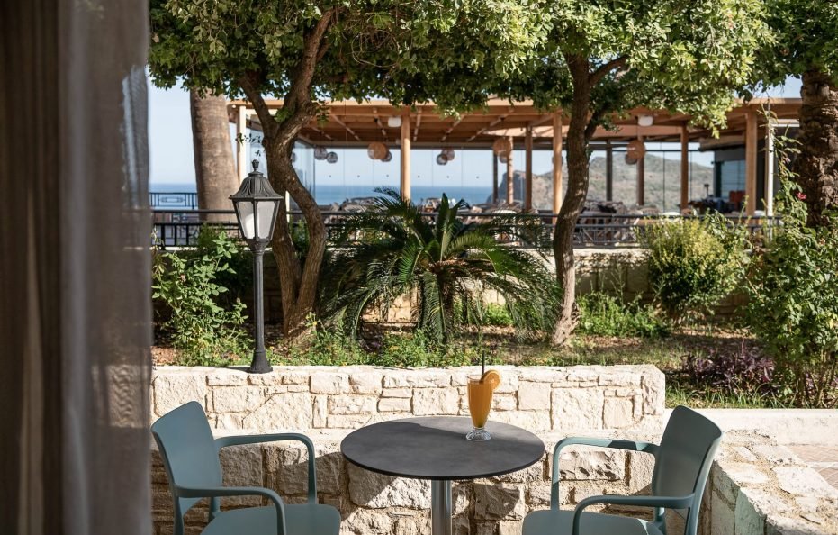 Studio Side Sea View