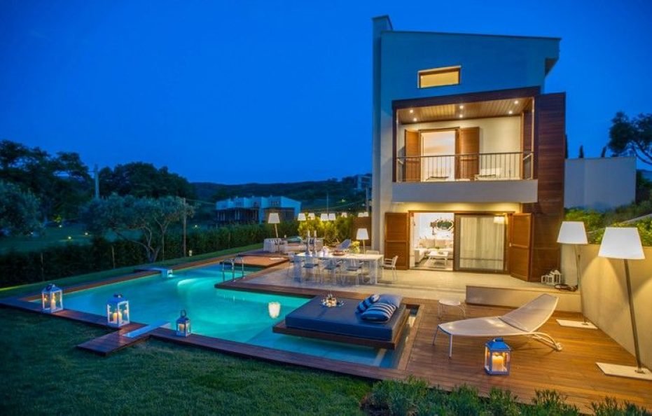 Presidential Villa with Private Pool & Garden – 4 adults 2 children – 120 sm
