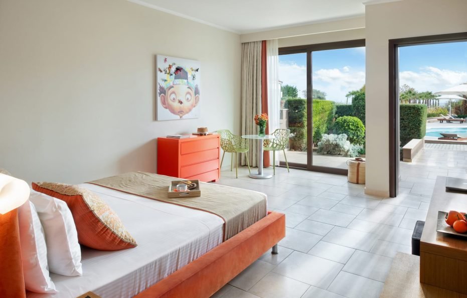 Junior Suite with Garden View / Inland View