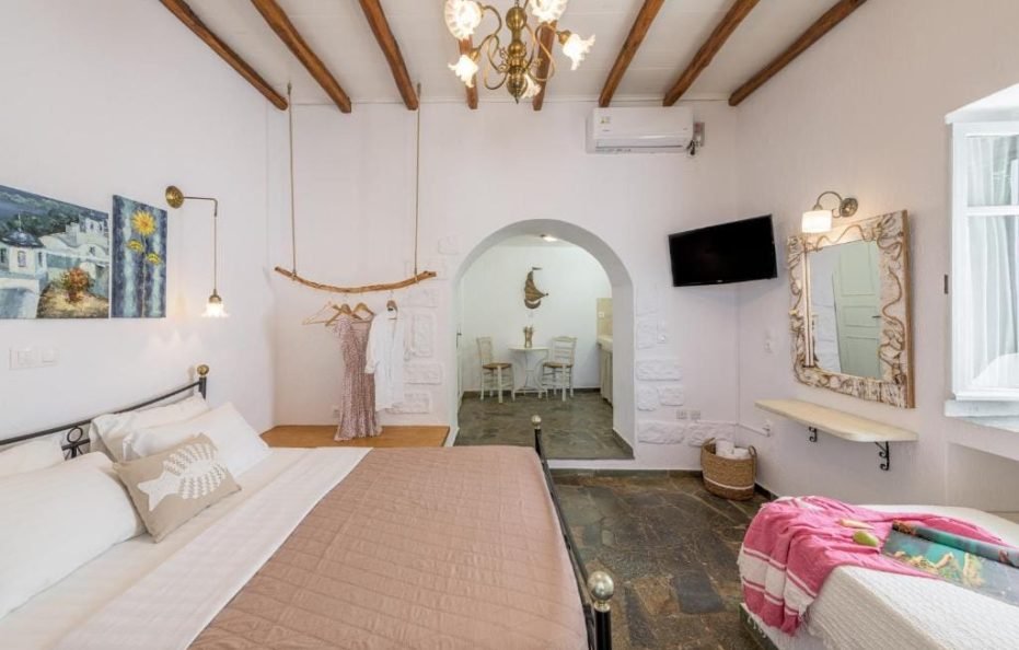 Anastasia Triple Room