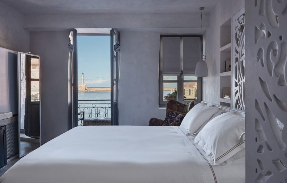 White Suite with Sea View & Balcony