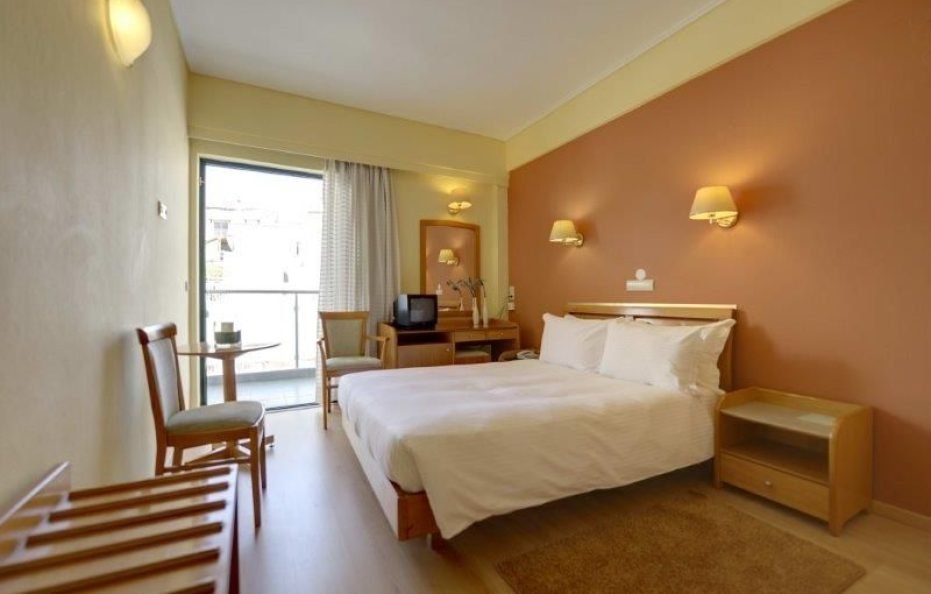 Standard Double Room with City View