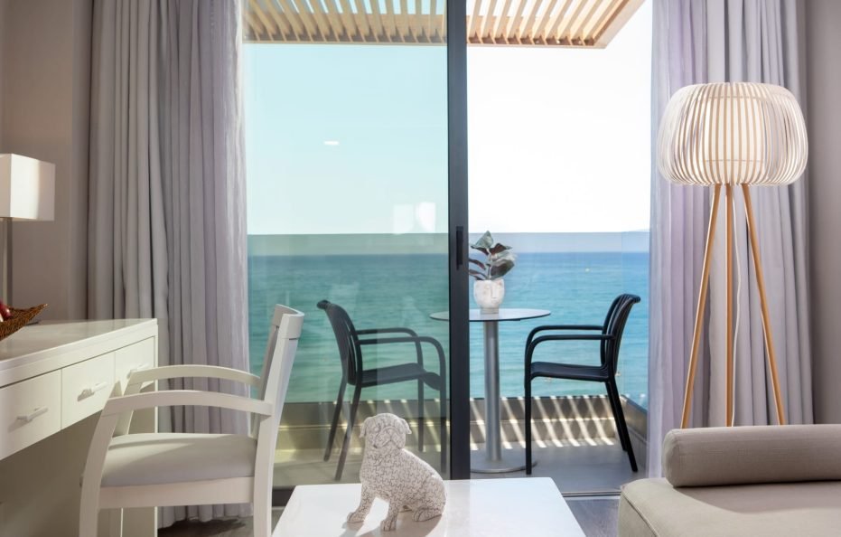 Deluxe 1 Bedroom Suite Sea View