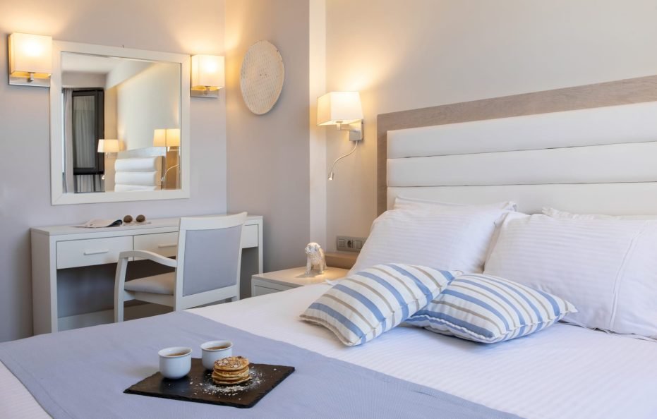 Deluxe 1 Bedroom Suite Sea View