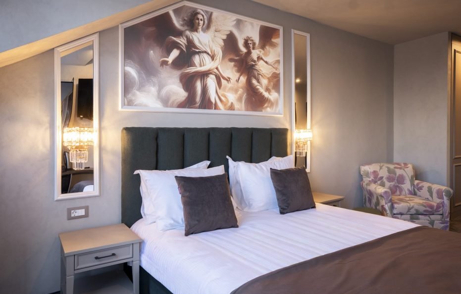 Deluxe Room Mountain View