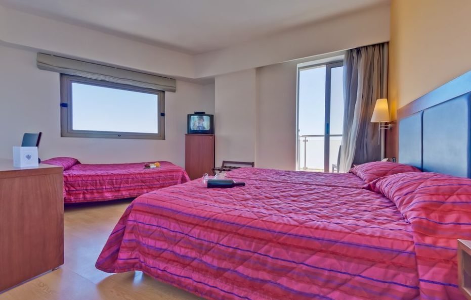 Family Room Sea View (max 4 pax)