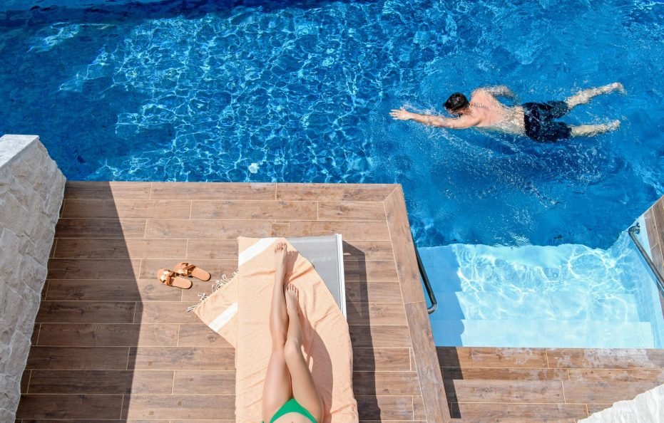 Sharing Pool Deluxe