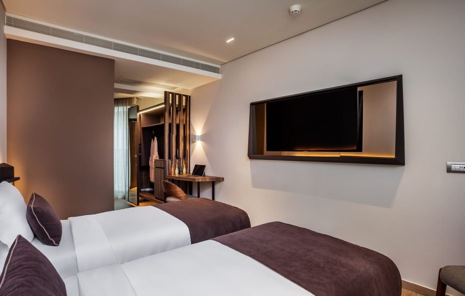 Family (Single+Twin Bed) Connected Suite City View