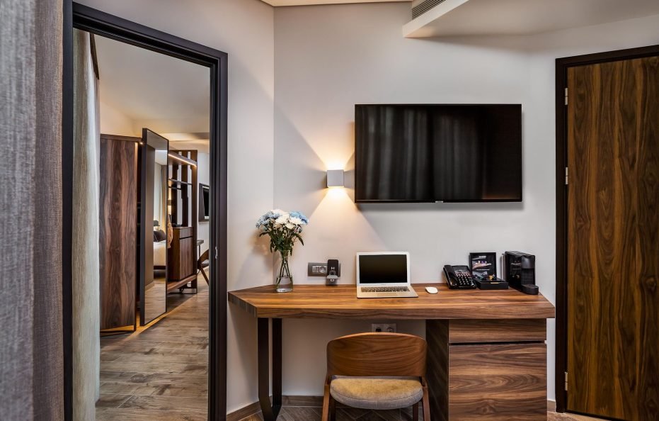 Family (Single+Twin Bed) Connected Suite City View