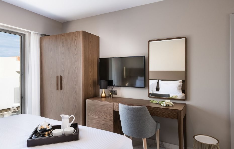Standard Room with side sea view