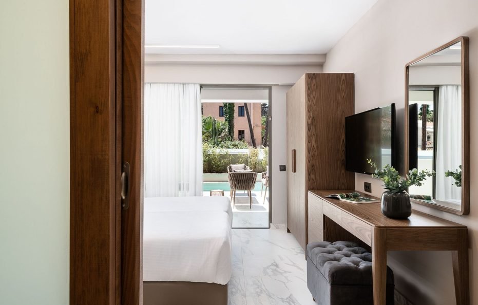 Serenity Suite with sea view