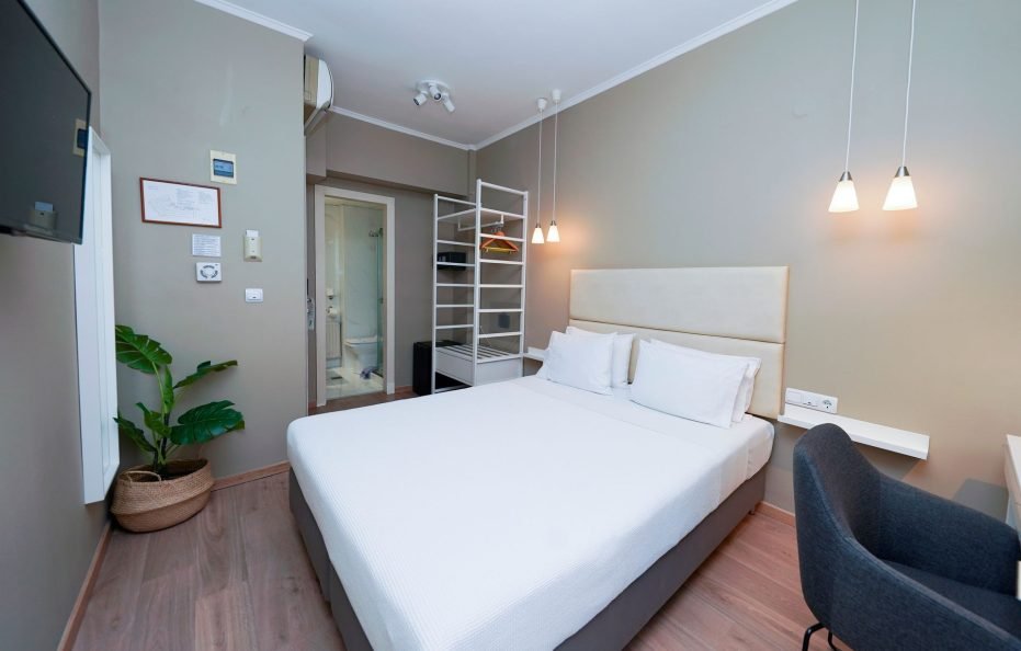 Double Room with Balcony & City View