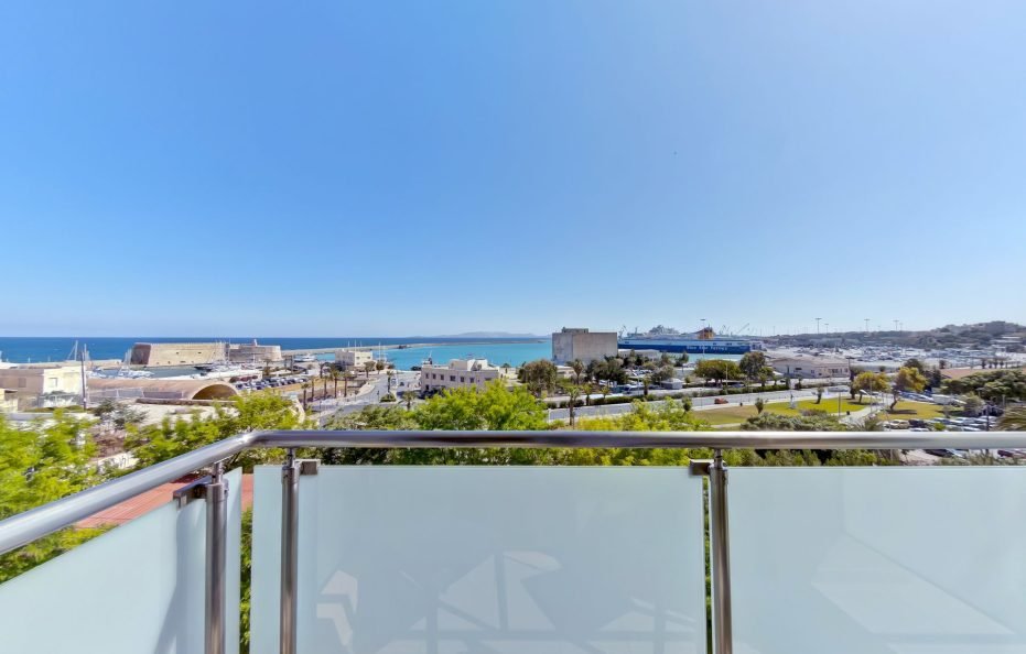Double/Twin Sea View (1-2 pax)