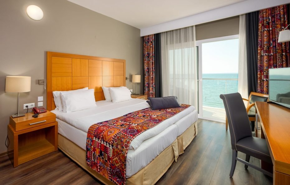 NEREID room COCO-MAT with front sea view