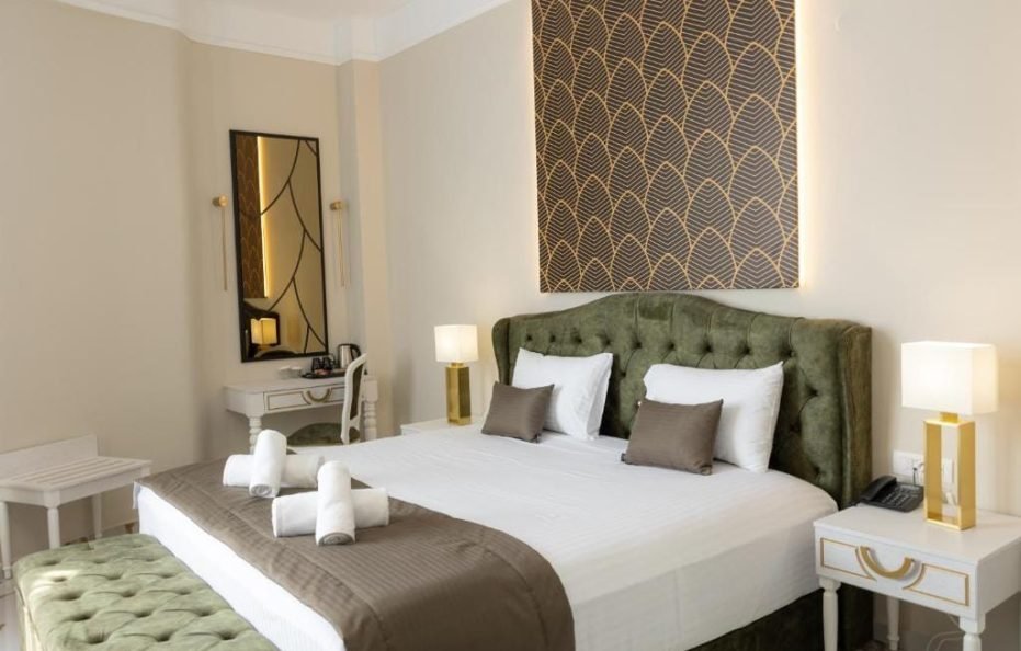 Junior Suite with Jacuzzi
