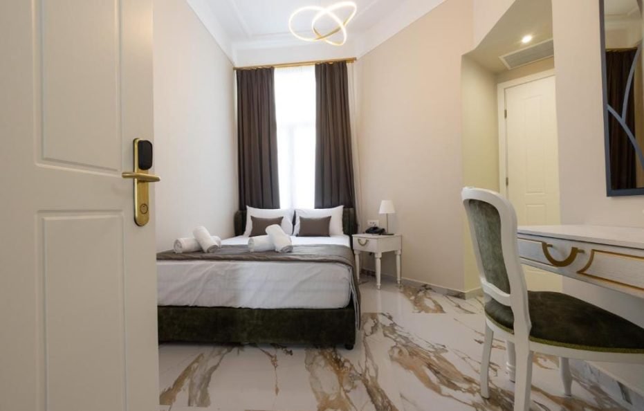 Single Room-Access to Disabled People
