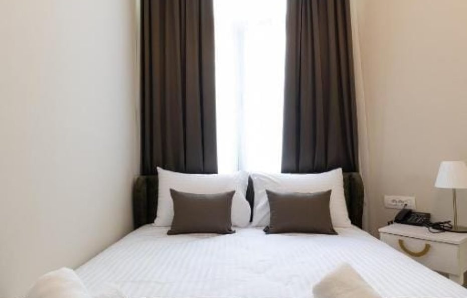 Single Room-Access to Disabled People